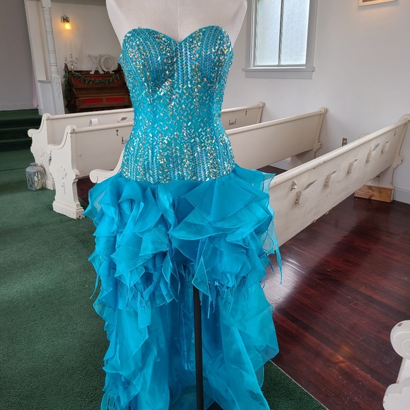 Hi/low Jasz Couture Gown - Picture 1 of 4
